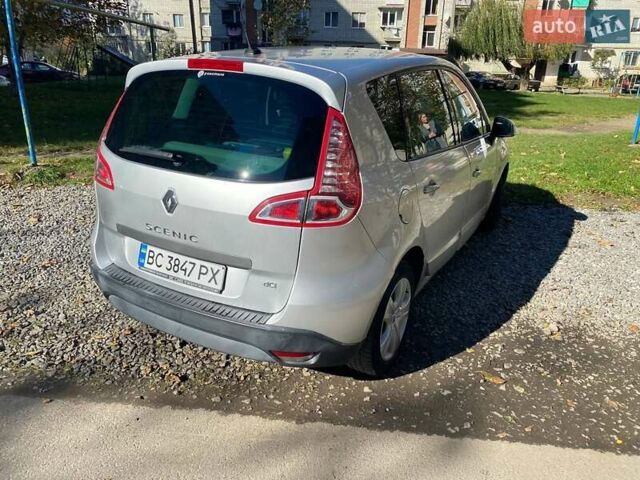 Серый Рено Сценик, объемом двигателя 1.5 л и пробегом 176 тыс. км за 6299 $, фото 40 на Automoto.ua