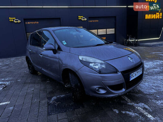 Серый Рено Сценик, объемом двигателя 1.5 л и пробегом 324 тыс. км за 5700 $, фото 9 на Automoto.ua