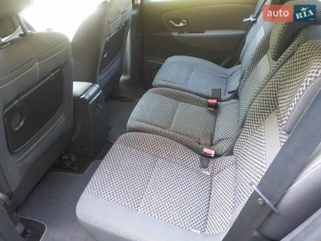 Сірий Рено Сценік, об'ємом двигуна 1.5 л та пробігом 312 тис. км за 6519 $, фото 4 на Automoto.ua