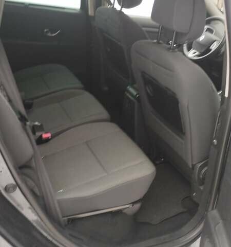 Сірий Рено Сценік, об'ємом двигуна 1.6 л та пробігом 235 тис. км за 6850 $, фото 11 на Automoto.ua