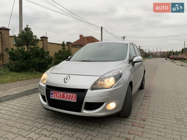 Серый Рено Сценик, объемом двигателя 1.5 л и пробегом 209 тыс. км за 7400 $, фото 6 на Automoto.ua