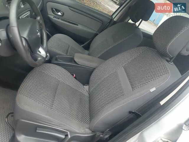 Сірий Рено Сценік, об'ємом двигуна 1.46 л та пробігом 194 тис. км за 5500 $, фото 14 на Automoto.ua