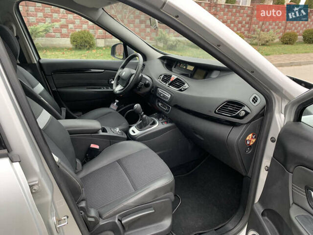 Серый Рено Сценик, объемом двигателя 1.5 л и пробегом 209 тыс. км за 7400 $, фото 20 на Automoto.ua