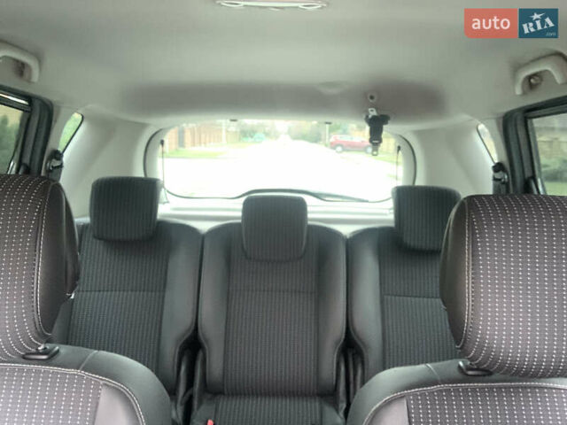 Серый Рено Сценик, объемом двигателя 1.5 л и пробегом 209 тыс. км за 7400 $, фото 29 на Automoto.ua