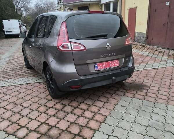 Серый Рено Сценик, объемом двигателя 1.5 л и пробегом 251 тыс. км за 8250 $, фото 7 на Automoto.ua