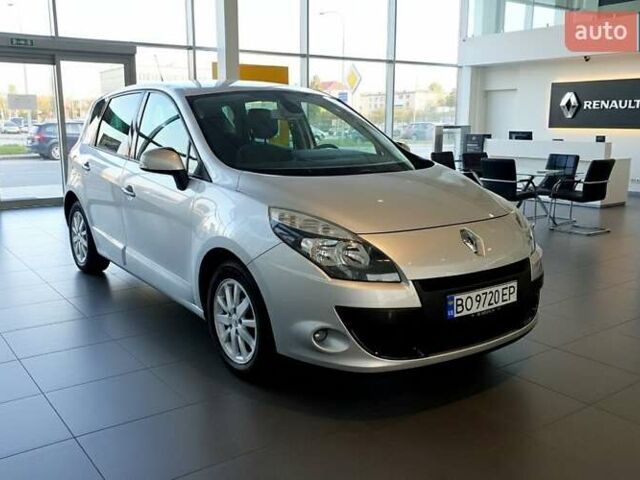 Серый Рено Сценик, объемом двигателя 1.5 л и пробегом 309 тыс. км за 6300 $, фото 3 на Automoto.ua