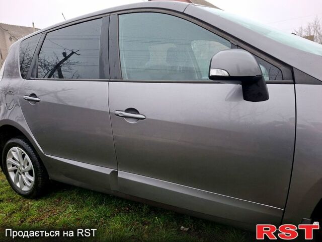 Серый Рено Сценик, объемом двигателя 1.5 л и пробегом 198 тыс. км за 8150 $, фото 4 на Automoto.ua