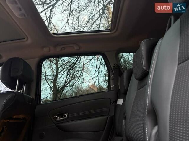 Сірий Рено Сценік, об'ємом двигуна 1.4 л та пробігом 196 тис. км за 8000 $, фото 15 на Automoto.ua