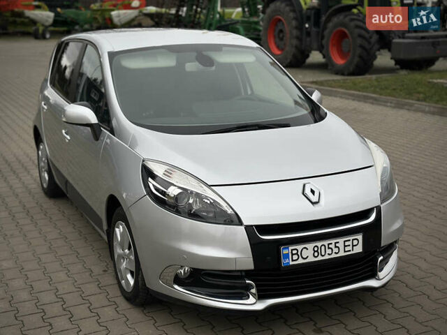 Сірий Рено Сценік, об'ємом двигуна 1.5 л та пробігом 292 тис. км за 7700 $, фото 2 на Automoto.ua