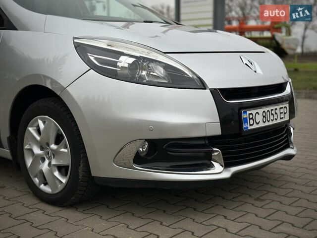 Сірий Рено Сценік, об'ємом двигуна 1.5 л та пробігом 292 тис. км за 7700 $, фото 17 на Automoto.ua