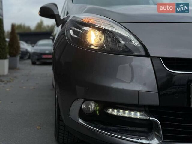 Рено Сценик 2012 в Ровно на Automoto.ua Серый Рено Сценик, объемом двигателя 1.46 л и пробегом 186 тыс. км за 8600 $, фото 6 на Automoto.ua