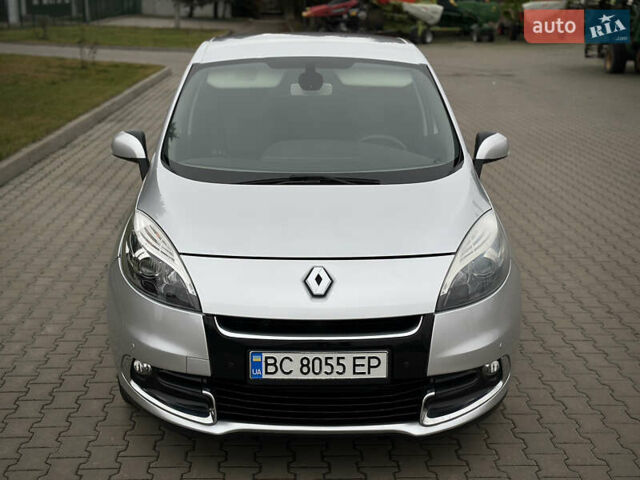 Сірий Рено Сценік, об'ємом двигуна 1.5 л та пробігом 292 тис. км за 7700 $, фото 4 на Automoto.ua