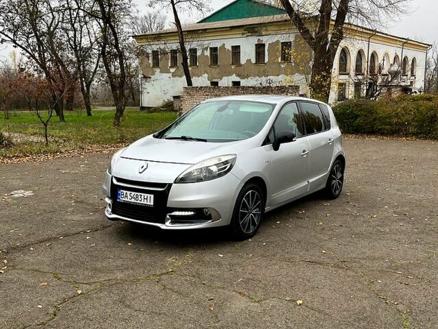 Серый Рено Сценик, объемом двигателя 1.2 л и пробегом 203 тыс. км за 7300 $, фото 8 на Automoto.ua