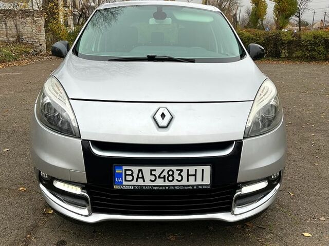 Серый Рено Сценик, объемом двигателя 1.2 л и пробегом 203 тыс. км за 7300 $, фото 4 на Automoto.ua