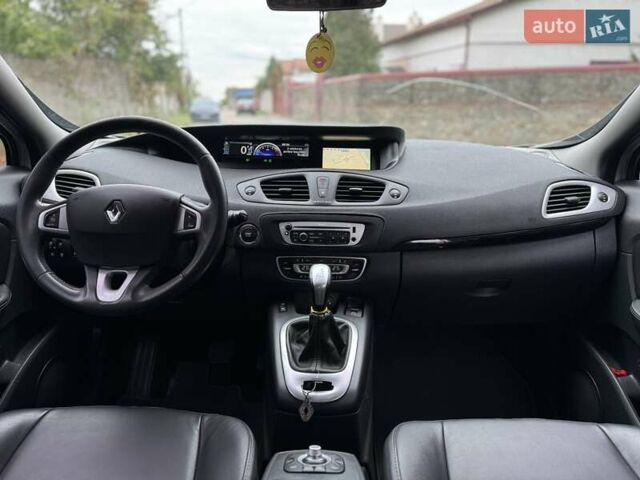 Серый Рено Сценик, объемом двигателя 1.46 л и пробегом 230 тыс. км за 6950 $, фото 6 на Automoto.ua