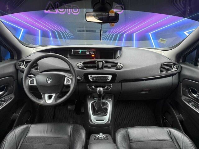 Серый Рено Сценик, объемом двигателя 1.5 л и пробегом 255 тыс. км за 7999 $, фото 6 на Automoto.ua