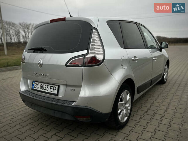 Сірий Рено Сценік, об'ємом двигуна 1.5 л та пробігом 292 тис. км за 7700 $, фото 34 на Automoto.ua