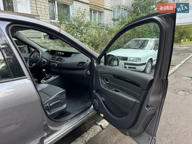 Сірий Рено Сценік, об'ємом двигуна 1.6 л та пробігом 89 тис. км за 8600 $, фото 19 на Automoto.ua