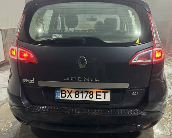 Серый Рено Сценик, объемом двигателя 1.46 л и пробегом 250 тыс. км за 7200 $, фото 3 на Automoto.ua