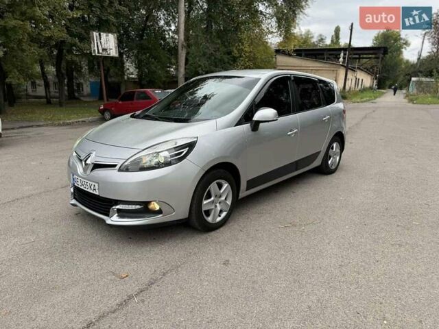 Серый Рено Сценик, объемом двигателя 1.46 л и пробегом 230 тыс. км за 6950 $, фото 2 на Automoto.ua