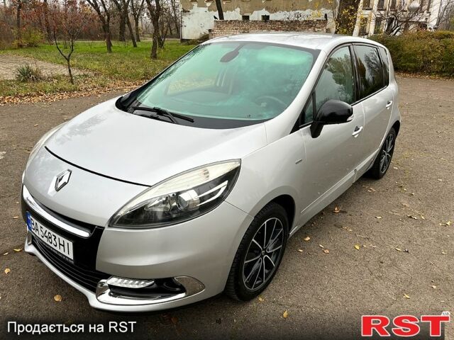 Серый Рено Сценик, объемом двигателя 1.2 л и пробегом 203 тыс. км за 7300 $, фото 1 на Automoto.ua