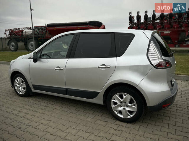 Сірий Рено Сценік, об'ємом двигуна 1.5 л та пробігом 292 тис. км за 7700 $, фото 29 на Automoto.ua