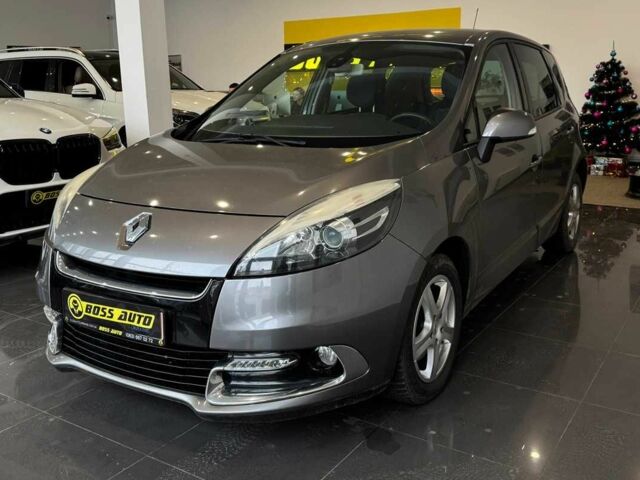 Сірий Рено Сценік, об'ємом двигуна 1.6 л та пробігом 231 тис. км за 8700 $, фото 2 на Automoto.ua