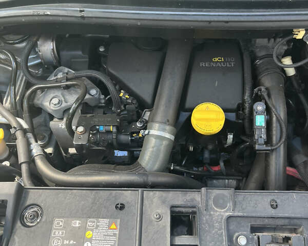 Серый Рено Сценик, объемом двигателя 1.46 л и пробегом 322 тыс. км за 7800 $, фото 8 на Automoto.ua