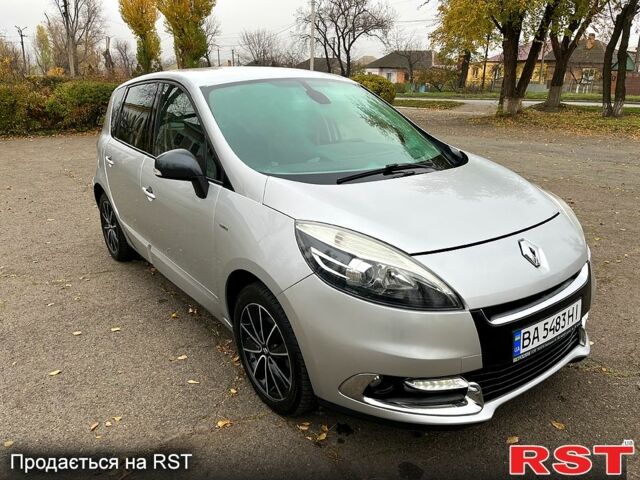 Серый Рено Сценик, объемом двигателя 1.2 л и пробегом 203 тыс. км за 7300 $, фото 3 на Automoto.ua