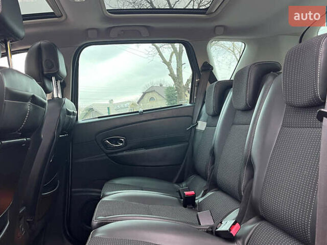 Сірий Рено Сценік, об'ємом двигуна 1.46 л та пробігом 226 тис. км за 8900 $, фото 19 на Automoto.ua