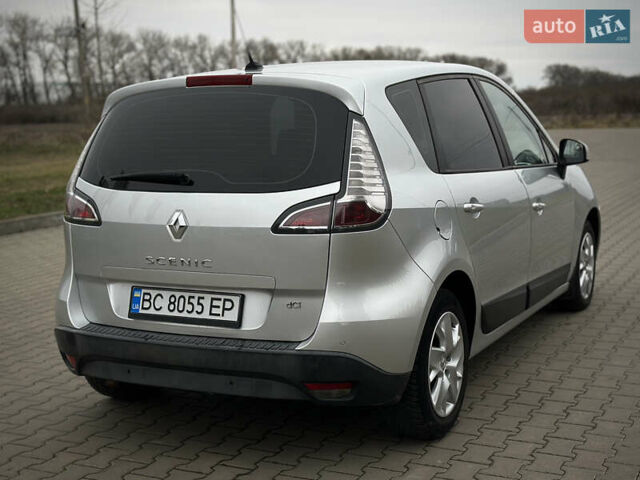 Сірий Рено Сценік, об'ємом двигуна 1.5 л та пробігом 292 тис. км за 7700 $, фото 12 на Automoto.ua
