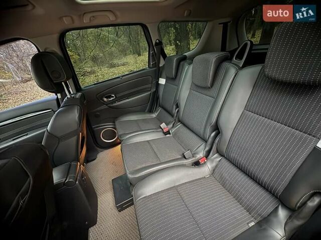 Сірий Рено Сценік, об'ємом двигуна 1.4 л та пробігом 196 тис. км за 8000 $, фото 16 на Automoto.ua