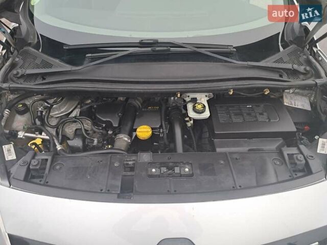 Серый Рено Сценик, объемом двигателя 1.5 л и пробегом 224 тыс. км за 8750 $, фото 28 на Automoto.ua