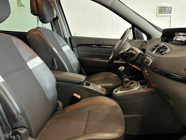 Сірий Рено Сценік, об'ємом двигуна 1.6 л та пробігом 231 тис. км за 8700 $, фото 20 на Automoto.ua