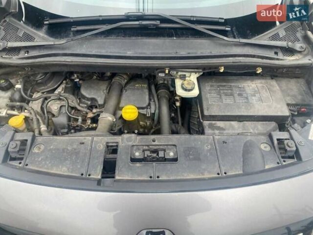 Серый Рено Сценик, объемом двигателя 1.5 л и пробегом 310 тыс. км за 6700 $, фото 5 на Automoto.ua