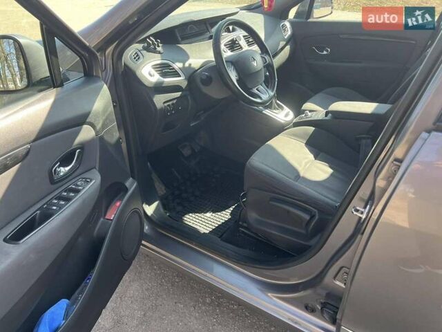 Серый Рено Сценик, объемом двигателя 1.46 л и пробегом 358 тыс. км за 6500 $, фото 14 на Automoto.ua