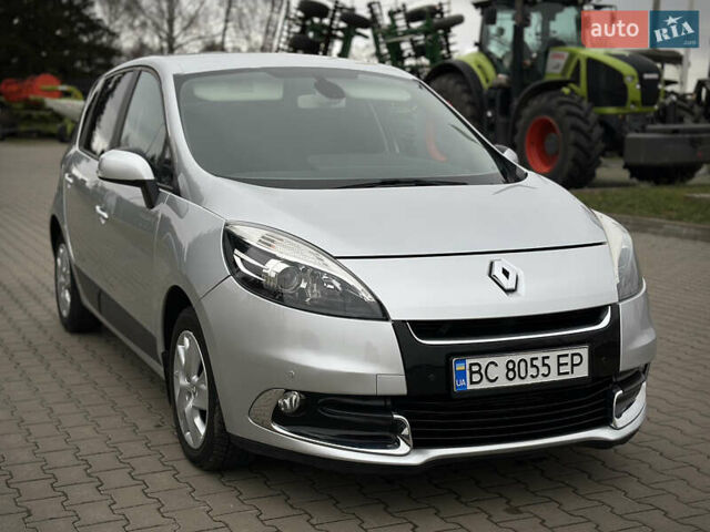Сірий Рено Сценік, об'ємом двигуна 1.5 л та пробігом 292 тис. км за 7700 $, фото 1 на Automoto.ua