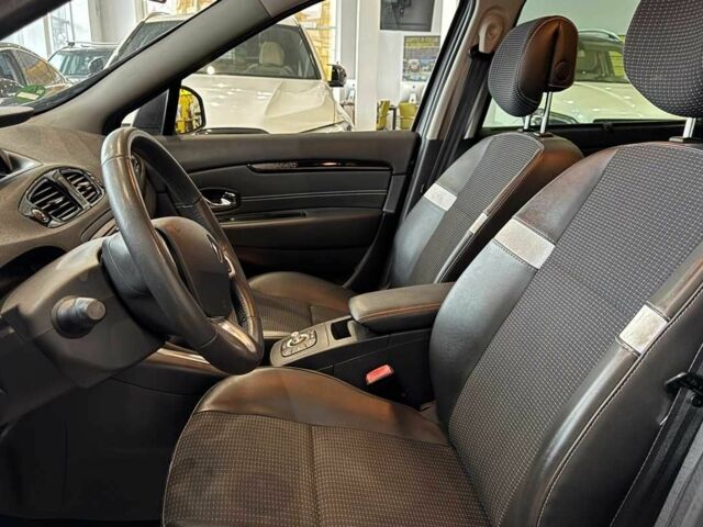 Сірий Рено Сценік, об'ємом двигуна 1.6 л та пробігом 231 тис. км за 8700 $, фото 8 на Automoto.ua