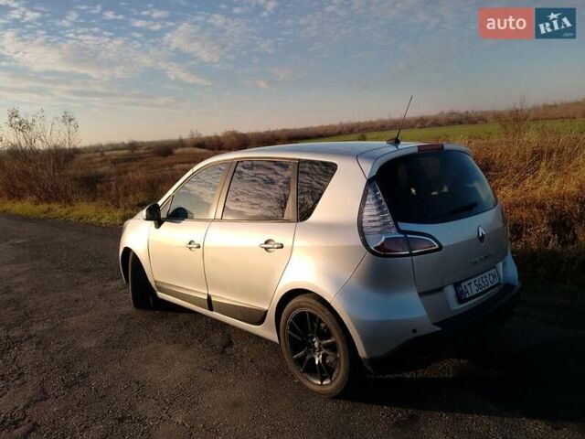 Серый Рено Сценик, объемом двигателя 1.5 л и пробегом 316 тыс. км за 7800 $, фото 7 на Automoto.ua