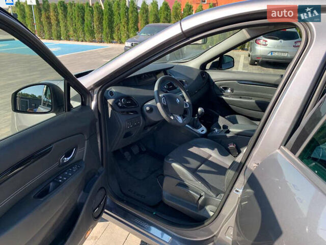 Рено Сценик 2012 в Луцке на Automoto.ua Серый Рено Сценик, объемом двигателя 1.6 л и пробегом 202 тыс. км за 9500 $, фото 10 на Automoto.ua