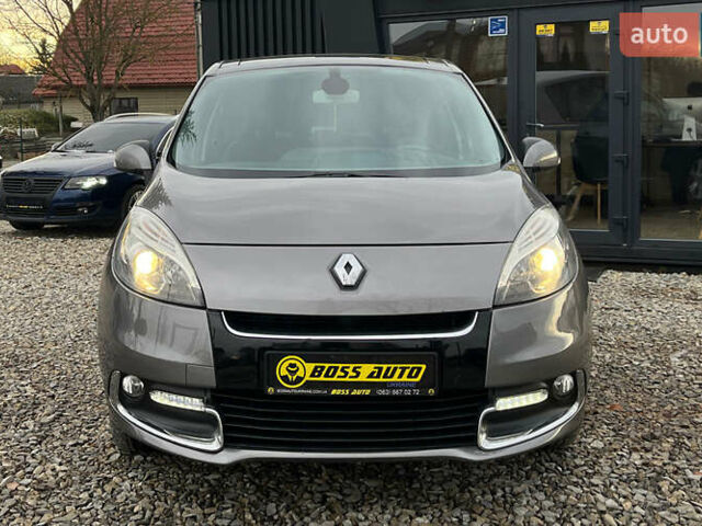 Сірий Рено Сценік, об'ємом двигуна 1.46 л та пробігом 226 тис. км за 8900 $, фото 1 на Automoto.ua