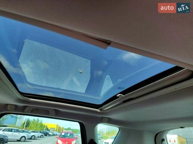 Сірий Рено Сценік, об'ємом двигуна 1.5 л та пробігом 175 тис. км за 8300 $, фото 14 на Automoto.ua