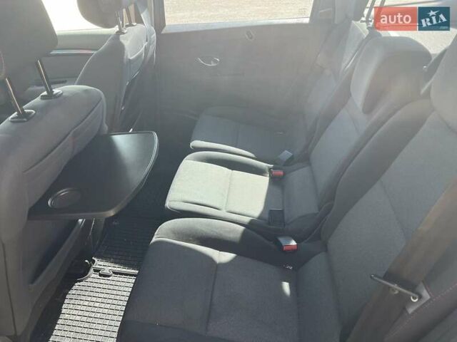 Серый Рено Сценик, объемом двигателя 1.46 л и пробегом 358 тыс. км за 6500 $, фото 10 на Automoto.ua