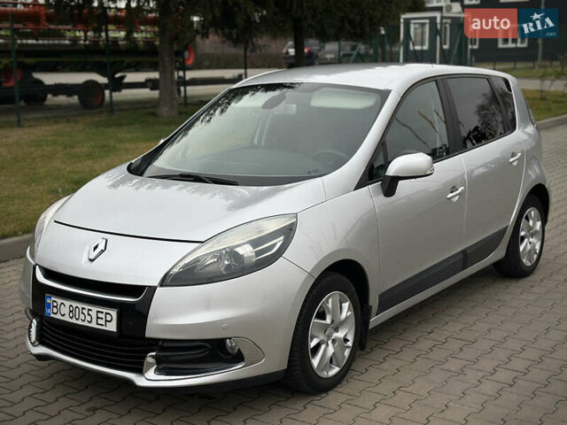 Сірий Рено Сценік, об'ємом двигуна 1.5 л та пробігом 292 тис. км за 7700 $, фото 5 на Automoto.ua