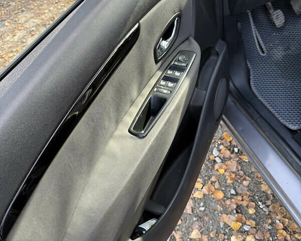 Серый Рено Сценик, объемом двигателя 1.46 л и пробегом 289 тыс. км за 7799 $, фото 7 на Automoto.ua