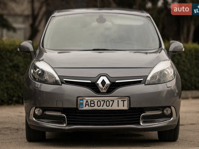 Серый Рено Сценик, объемом двигателя 1.5 л и пробегом 300 тыс. км за 8500 $, фото 1 на Automoto.ua
