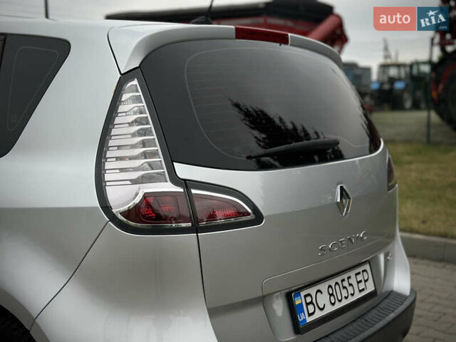 Сірий Рено Сценік, об'ємом двигуна 1.5 л та пробігом 292 тис. км за 7700 $, фото 14 на Automoto.ua