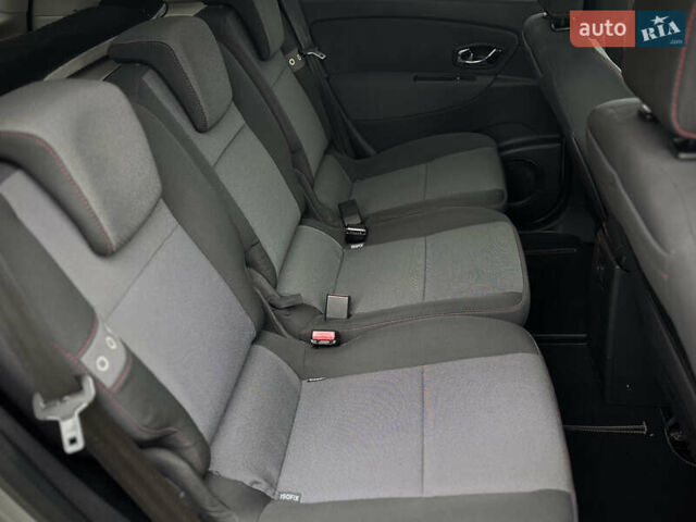 Сірий Рено Сценік, об'ємом двигуна 1.5 л та пробігом 292 тис. км за 7700 $, фото 57 на Automoto.ua