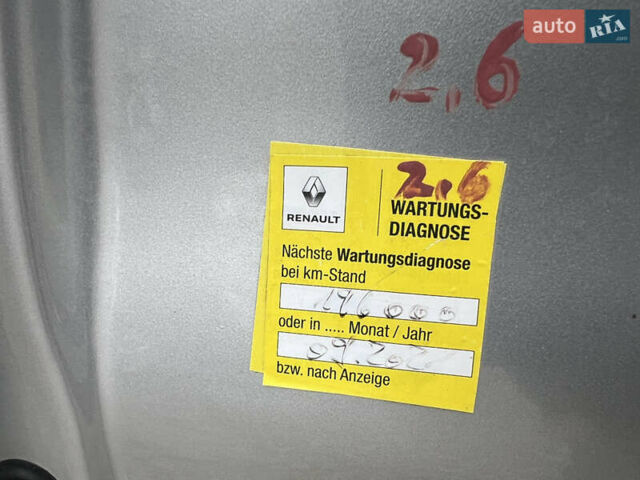 Сірий Рено Сценік, об'ємом двигуна 1.5 л та пробігом 230 тис. км за 8950 $, фото 2 на Automoto.ua