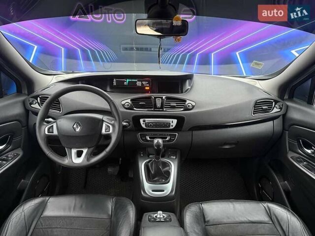 Сірий Рено Сценік, об'ємом двигуна 1.46 л та пробігом 255 тис. км за 7999 $, фото 6 на Automoto.ua